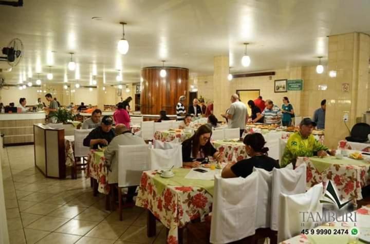 Hotel Novo Tamburi Santa Terezinha do Itaipu Buitenkant foto