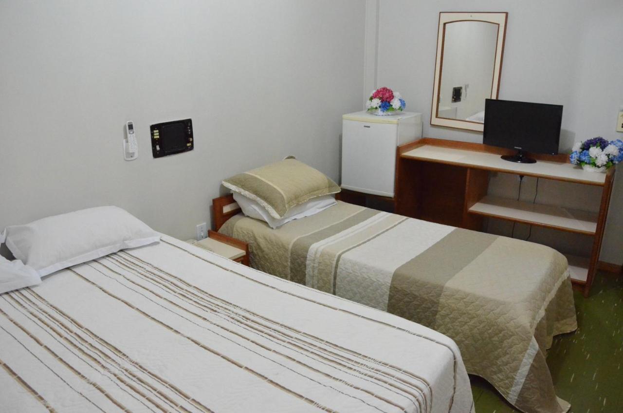 Hotel Novo Tamburi Santa Terezinha do Itaipu Buitenkant foto
