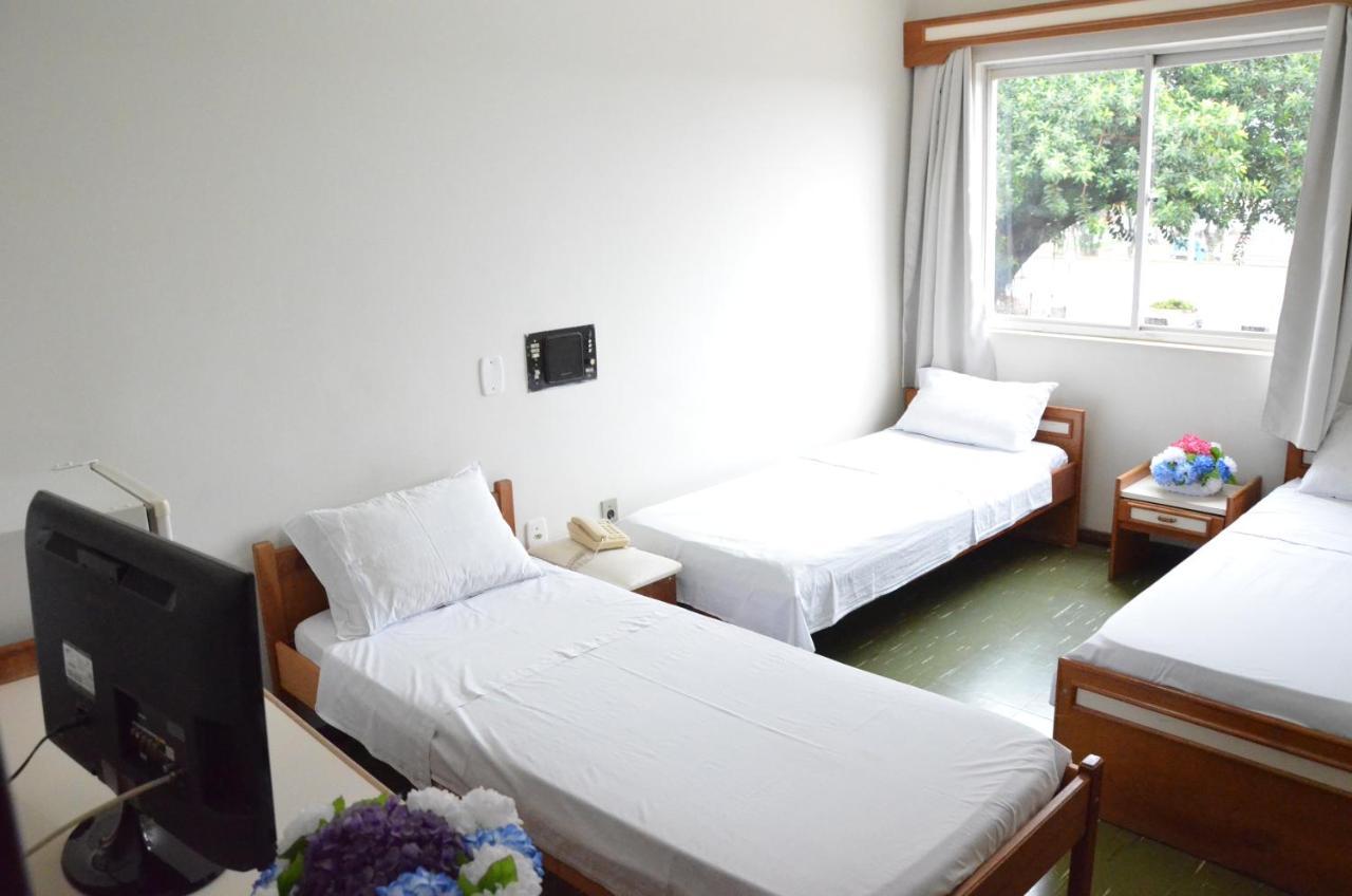 Hotel Novo Tamburi Santa Terezinha do Itaipu Buitenkant foto